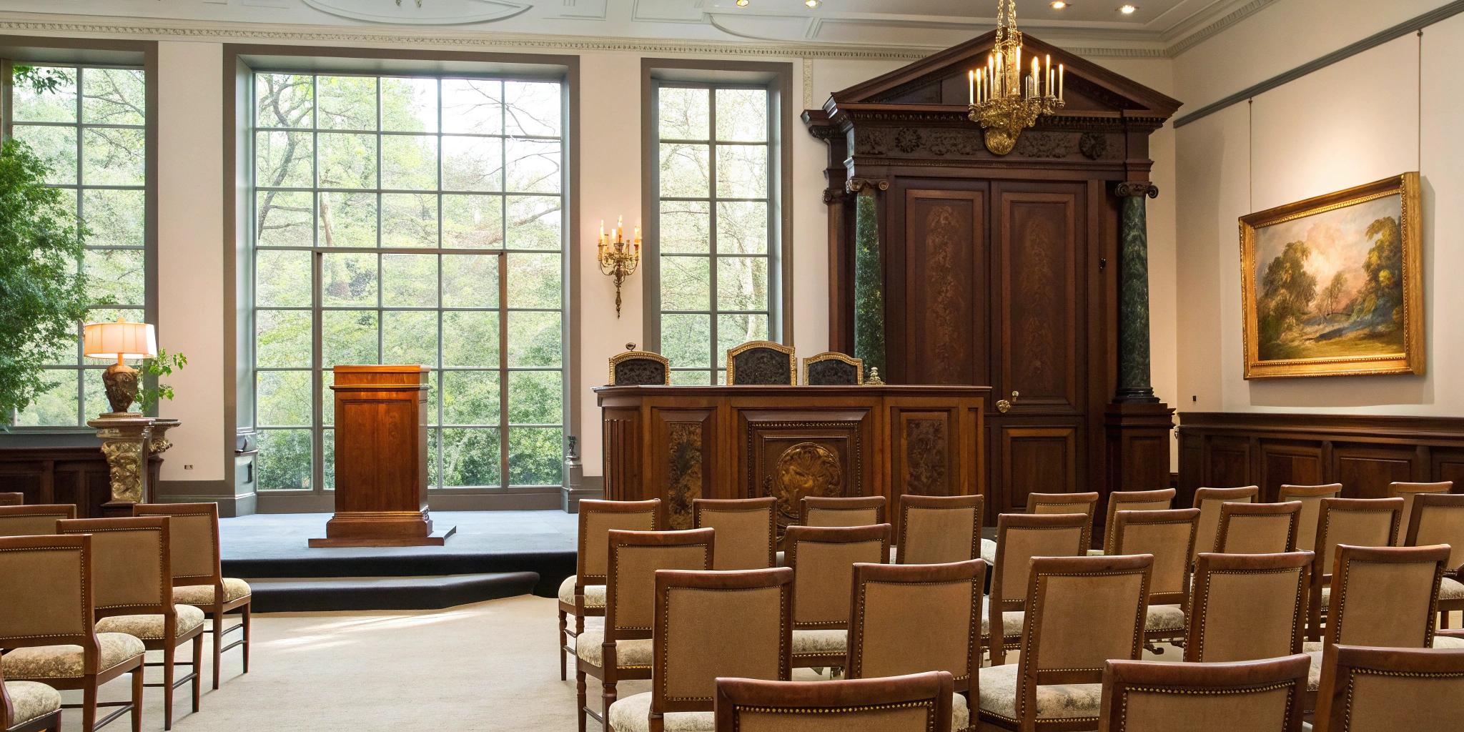 New Seasons Auction and Estates